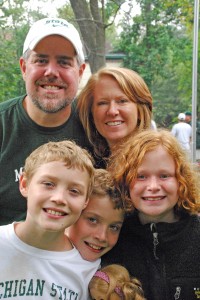 Nardone and wife DeEtte with children Kal, Cy and Shannon.